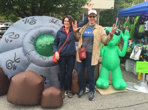 Alien Fest - Sue & Gretche